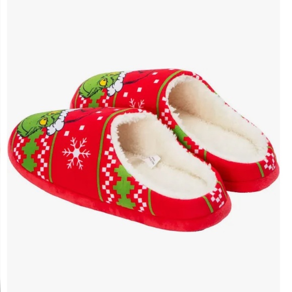 Dr.Seuss Women’s Grinch Fleece Lined Slippers - Picture 2 of 4